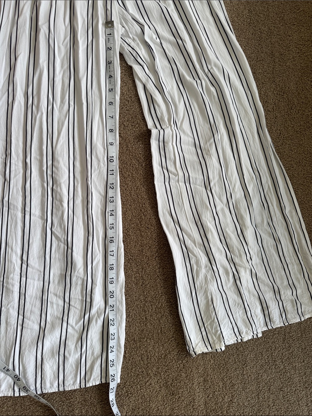 SWS Striped White Wide Split Leg Jumpsuit with Removable Belt - size small - Picture 4 of 5